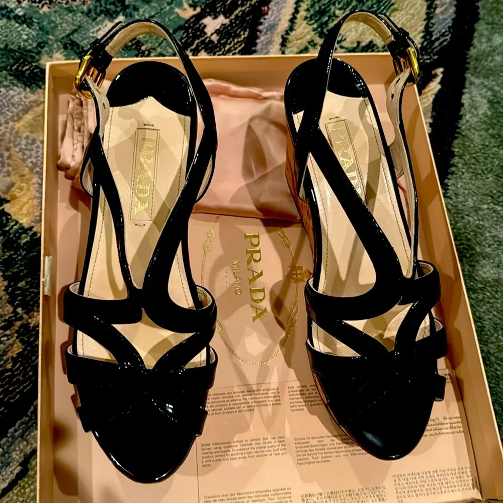 Prada Black Patent Leather Heels - Picture 7 of 7
